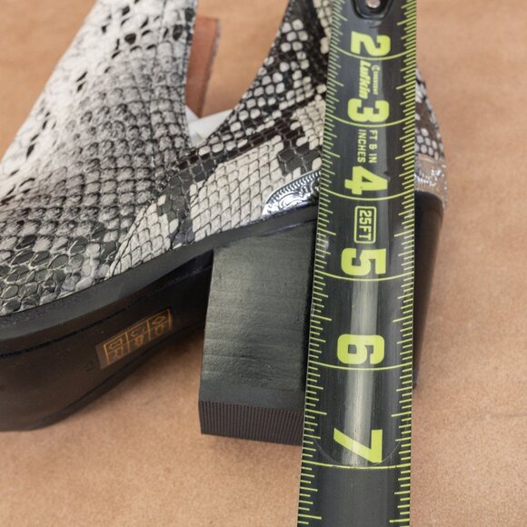 Jeffrey Campbell Wmn Cromwell Snake Print Leather Western Cowboy Ankle boots 7.5 - Picture 6 of 8
